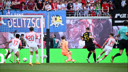 VIDEO Leipzig srušio Dortmund s četiri gola, Kane donio pobjedu Bayernu