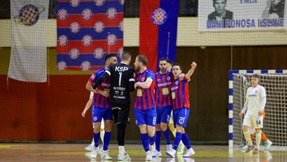 Prva utakmica finala ispala je prvi set: Torcida razbila Futsal Dinamo i stavila jednu ruku na trofej Kupa