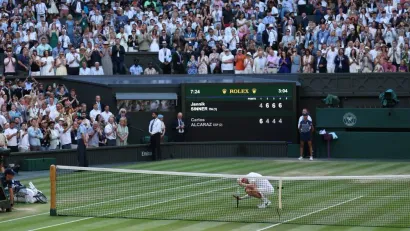 REUTERS/Toby Melville