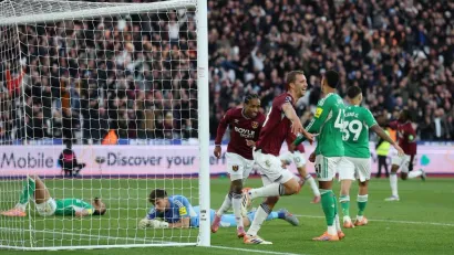 Action Images via Reuters/Paul Childs 