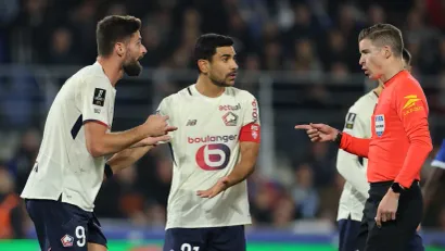 REUTERS/Christian Hartmann