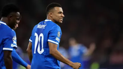 REUTERS/Stephane Mahe