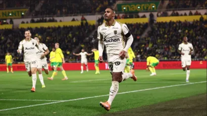 REUTERS/Stephane Mahe