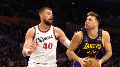 VIDEO Zubac u gradskom derbiju bolji od Dončića, no obojica su zaradili nove ozljede