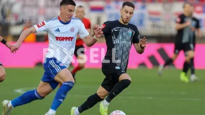 Show na Poljudu, Hajduk teško do bodova, Livaja zabio i 'pocrvenio', isključen i Rebić 