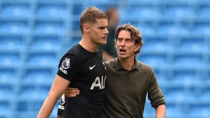 REUTERS/Peter Powell