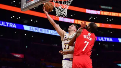 Alonzo Adams-Imagn Images, Gary A. Vasquez-Imagn Images, Ron Chenoy-Imagn Images