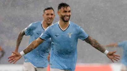 REUTERS/Ciro De Luca