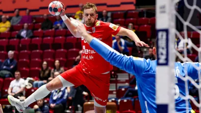 HRS/Kolektiff images