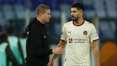 REUTERS/Ciro De Luca