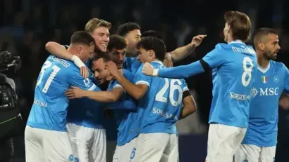 REUTERS/Ciro De Luca