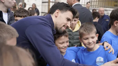 HRS/Kolektiff images