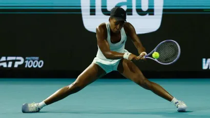 Mandatory Credit: Geoff Burke-Imagn Images