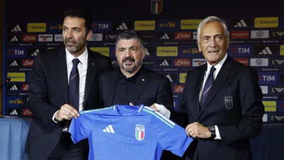 REUTERS/Remo Casilli