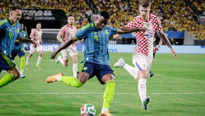 Mandatory Credit: Travis Register-Imagn Images