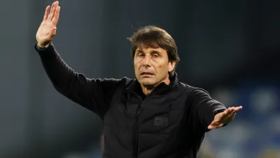 REUTERS/Ciro De Luca