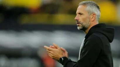 REUTERS/Leon Kuegeler