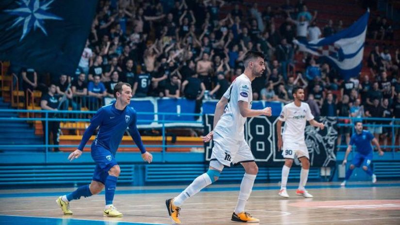 Meč lopte za Futsal Dinamo i Split Tommy | Germanijak