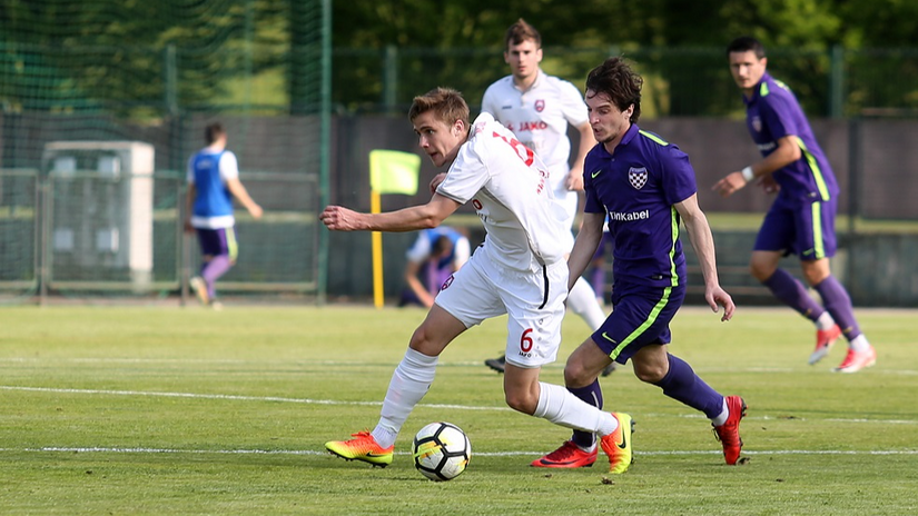 Fenomenalna partija veznjaka Fiorentine protiv Dinama 2, u hat-trick ugradio škarice (VIDEO)