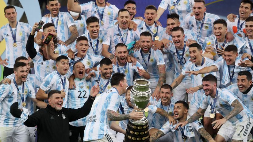 Savršen lob za prvu titulu nakon 1993. i prvi poraz Brazila na Maracani nakon 1950. - Argentina je prvak Južne Amerike (VIDEO)