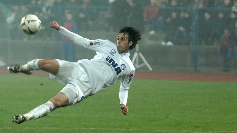 Što smo najavili to se i događa, Nikola Kalinić vrlo blizu dolaska u Hajduk