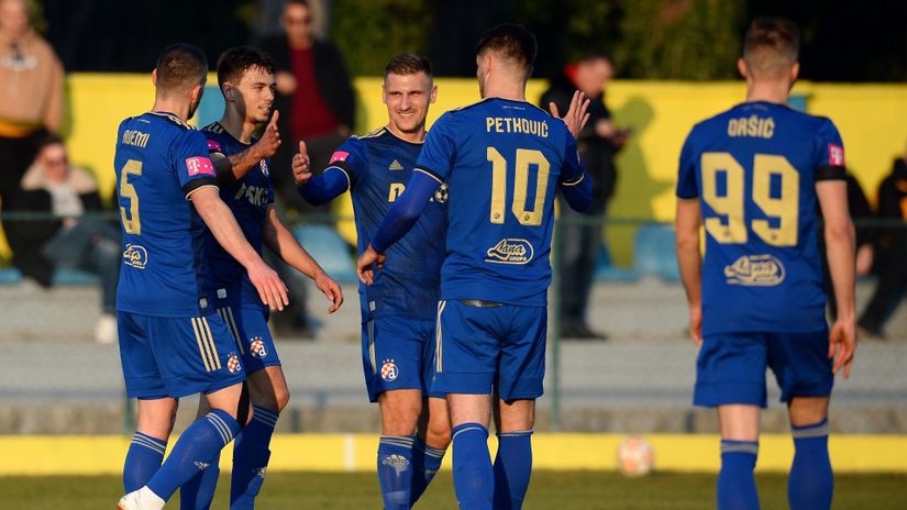 Dinamo zabio tri pogotka u pet minuta i sigurnom pobjedom zaključio rovinjske pripreme (VIDEO)
