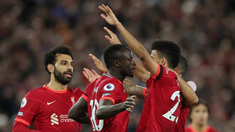 This is Anfield: Liverpool je za tri koplja bolji od Uniteda, Vragovi se vraćaju doma pune mreže (VIDEO)