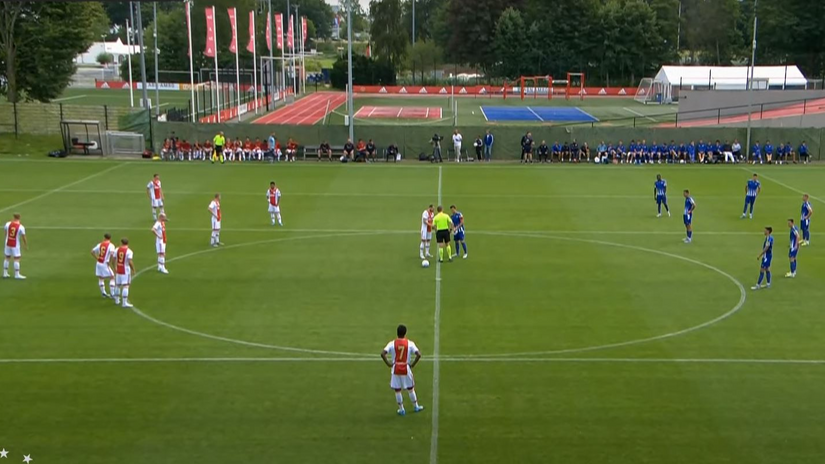 Ajax lagano s Lokosima, Bergwijn odgledao utakmicu 'u civilki'