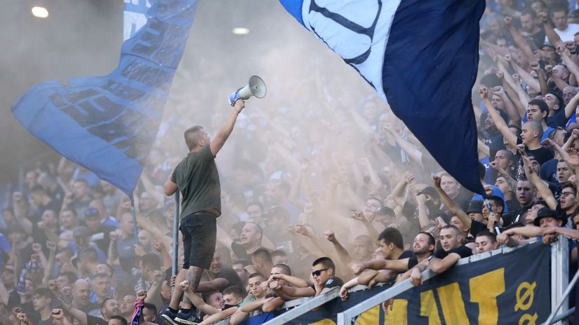Boysi nosili Plave kroz poluvrijeme iz snova i jasno poručili: "Ne damo Maksimir" (FOTO)