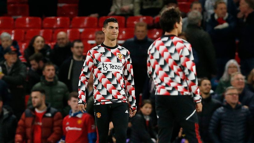 Ronaldo na zagrijavanju uoči Tottenhama. REUTERS/Craig Brough