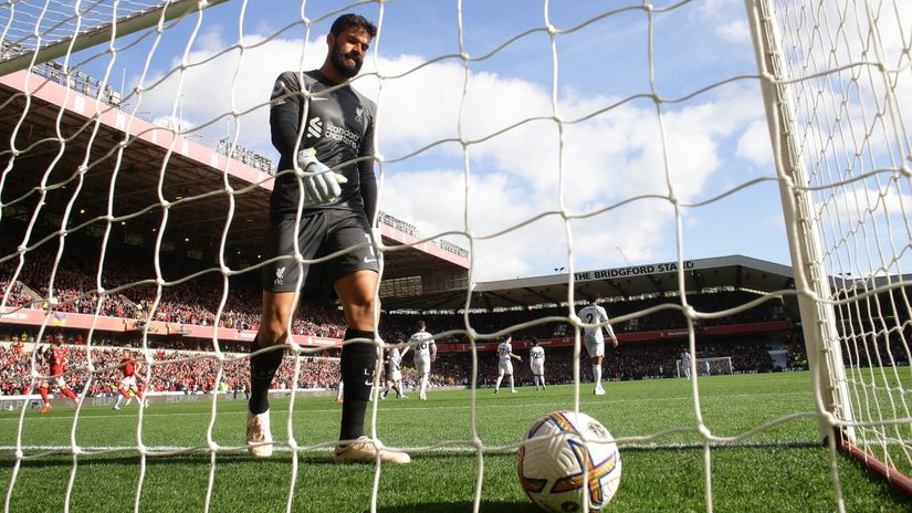 Liverpool kiksao protiv Nottingham Foresta i prekinuo pobjednički niz (VIDEO)