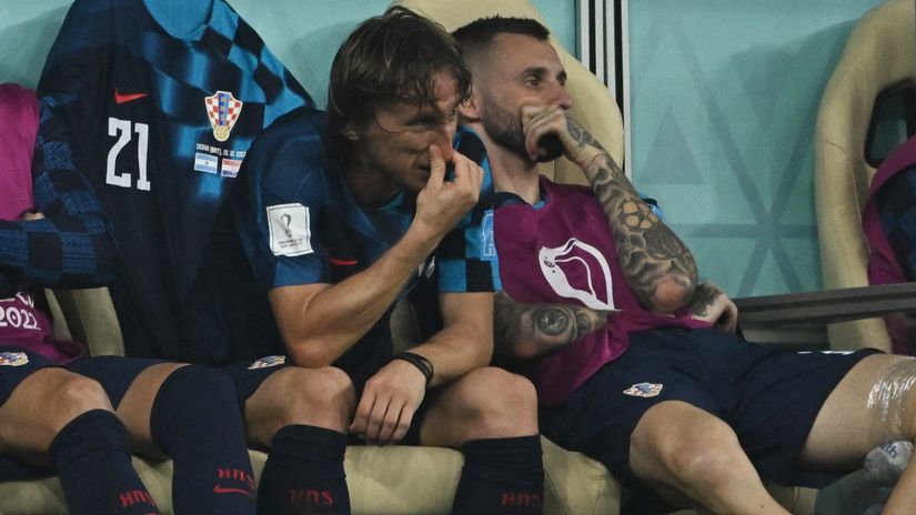 FOTO Ponekad i Modrić treba zagrljaj utjehe: Di Maria pokazao veličinu i prvi prišao Luki nakon utakmice