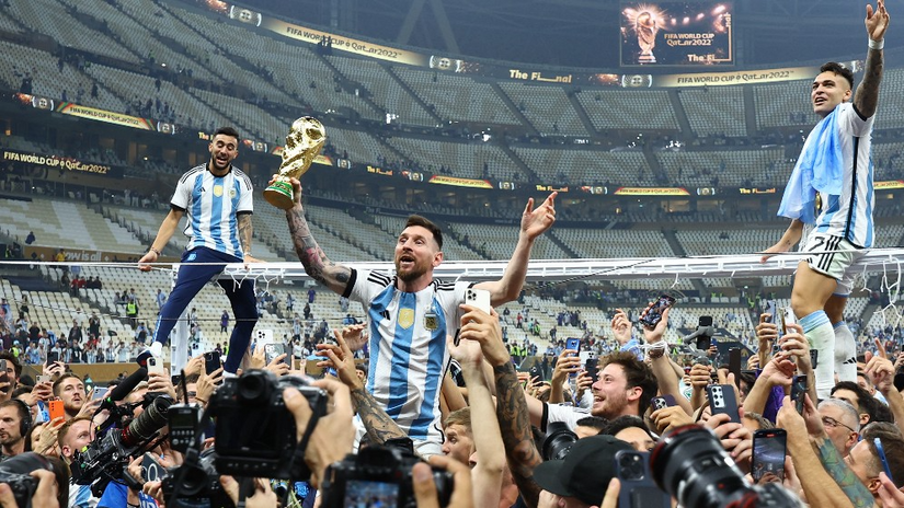 Argentinski mediji: „Oprosti Diego, danas je Messi postao najbolji“