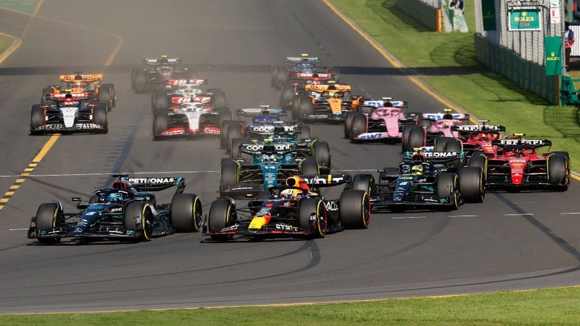 VIDEO Tri ponovljena starta, opći kaos na kraju utrke: Verstappen slavio u kaotičnoj VN Australije