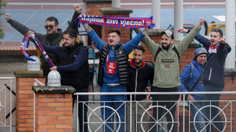 Sjajna atmosfera na posljednjem treningu juniora Hajduka, Budimirove igrače bodrili i navijači