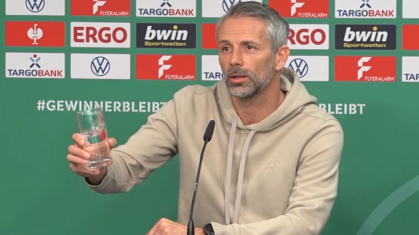 VIDEO Trener Leipziga prosuo vodu pred kamerama i nasmijao sve: "Kad sam uzbuđen... A koliko je tih tjedana istine?"