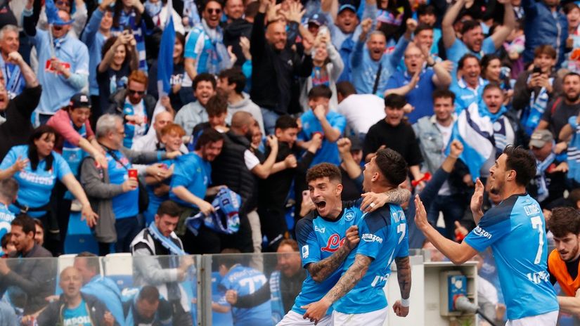 Druga meč lopta za Napoli, zapetljala se borba za Ligu prvaka