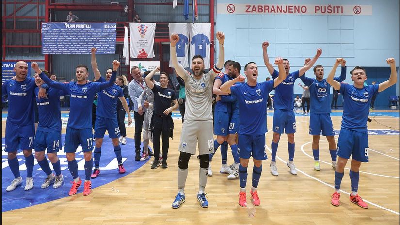 FOTO/VIDEO Futsal Dinamo na krilima tisuća Boysa izborio Ligu prvaka! Bišćan, Šokota i Šimić s tribina navijali za Plave