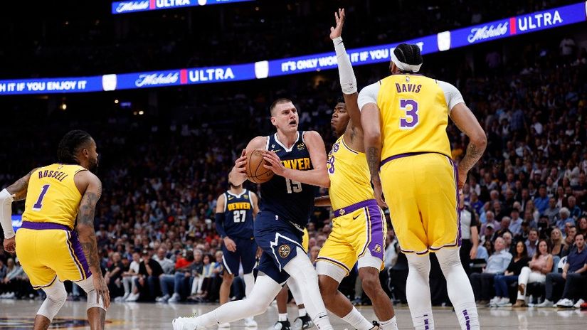 VIDEO Lakersi u problemima, Nikola 'triple-double' Jokić i društvo poveli 2-0 u seriji