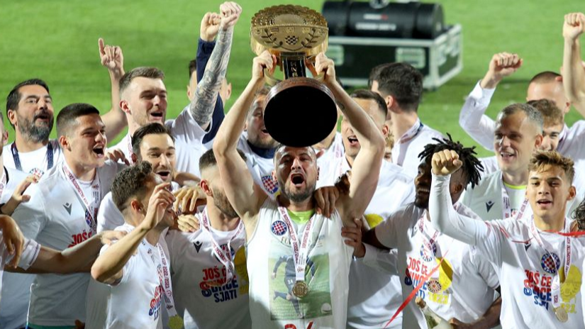 Rezime sezone - Hajduk: Razdoblje s tri trenera spasilo osvajanje Kupa