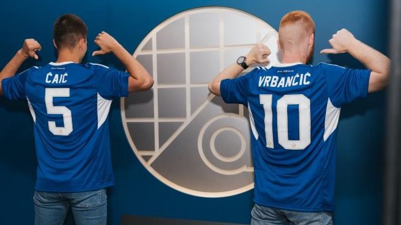 Dinamo produljio ugovore mladim nadama: Jedan je već u prvoj momčadi, a obojica mogu postati prvaci s juniorima