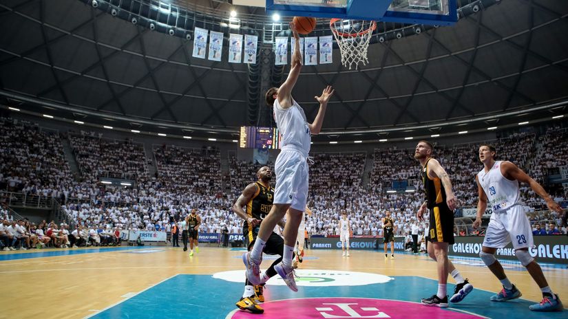 Zadar je prvak! Razbili Split na krilima Luke Božića u spektakularnoj atmosferi krcatog Višnjika