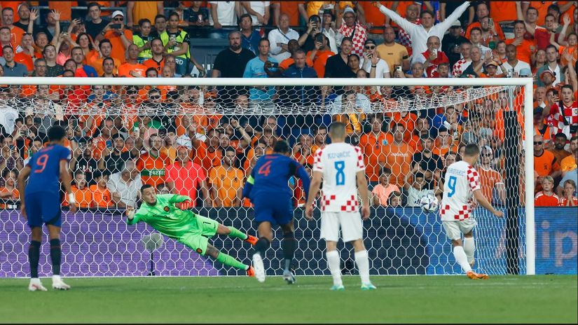 VIDEO GOOOL! Alkar Krama - u sridu! Hrvatska s bijele točke izjednačila protiv Nizozemske!