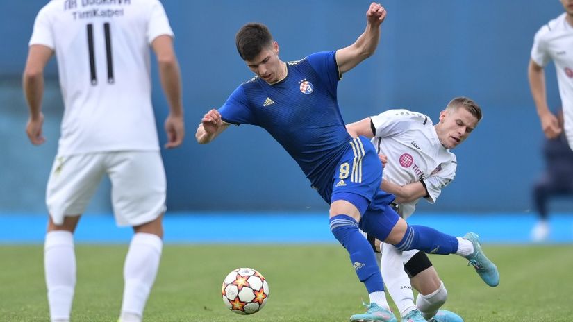 Dinamo raskinuo ugovor s crnogorskim talentom koji je prošlu sezonu proveo u Zrinjskom