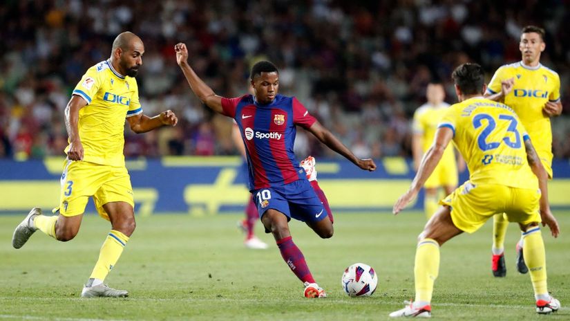 VIDEO Pedri i Torres spasili Barcelonu, Cadiz junački pao na Nou Campu