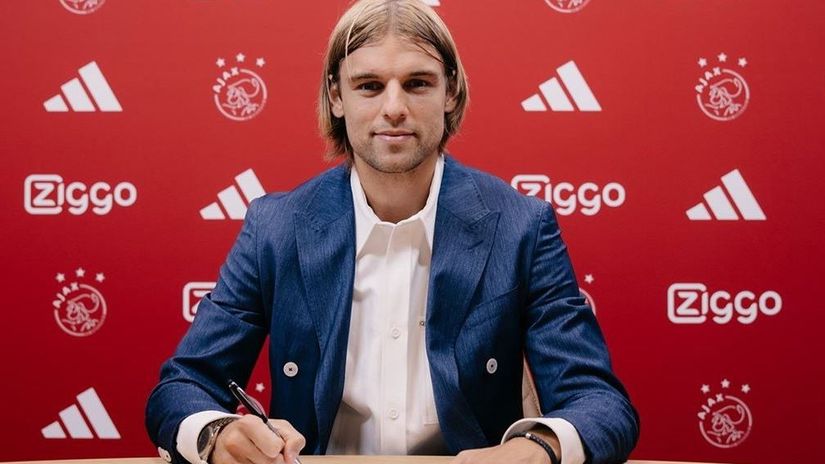 Službeno: Borna Sosa potpisao na pet godina za Ajax
