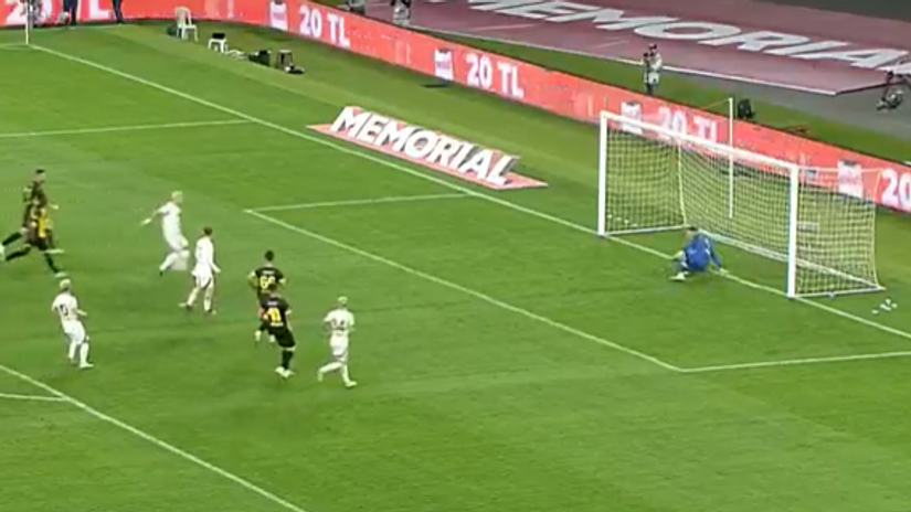 VIDEO Icardi napravio gaf kakav se rijetko viđa, kasnije se iskupio pobjedničkim  golom