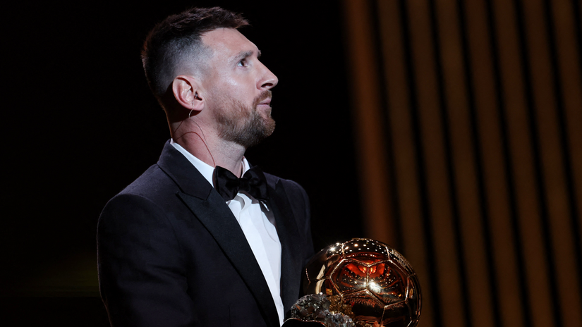 FOTO/VIDEO Nevjerojatni Leo Messi osmi puta osvojio Zlatnu loptu!