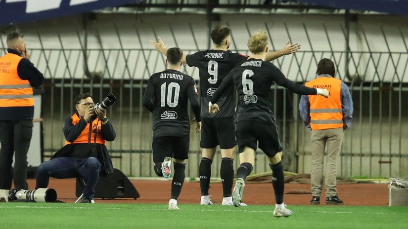 Dinamo slavio na Poljudu, Petkovićev gol odlučio, Livaja napustio igru zbog ozljede