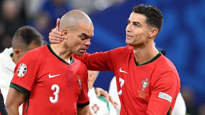 Pepe i Ronaldo. Foto: REUTERS/Carmen Jaspersen